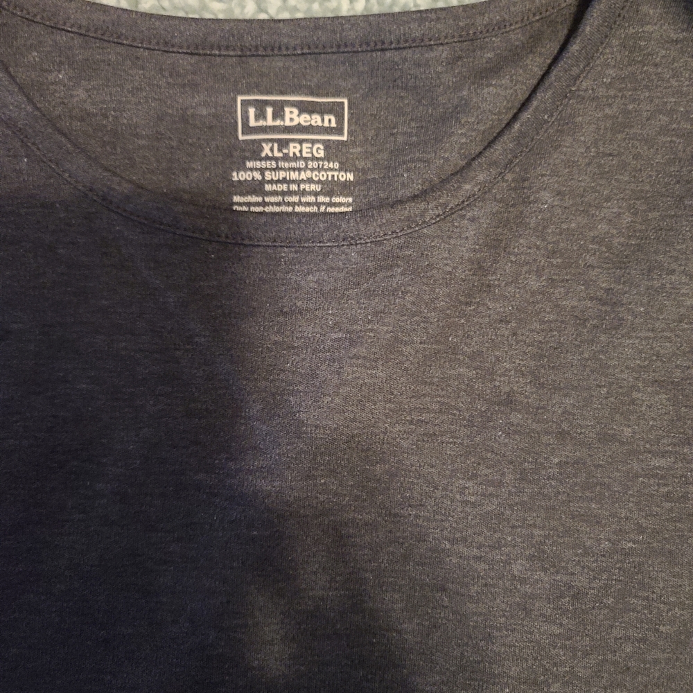 Long sleeve t-shirt